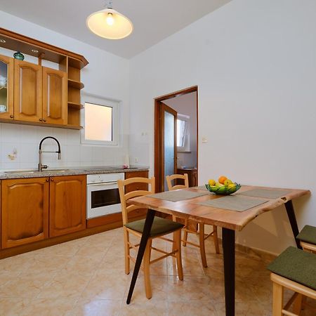 Apartments Katja Mali Lošinj Eksteriør bilde
