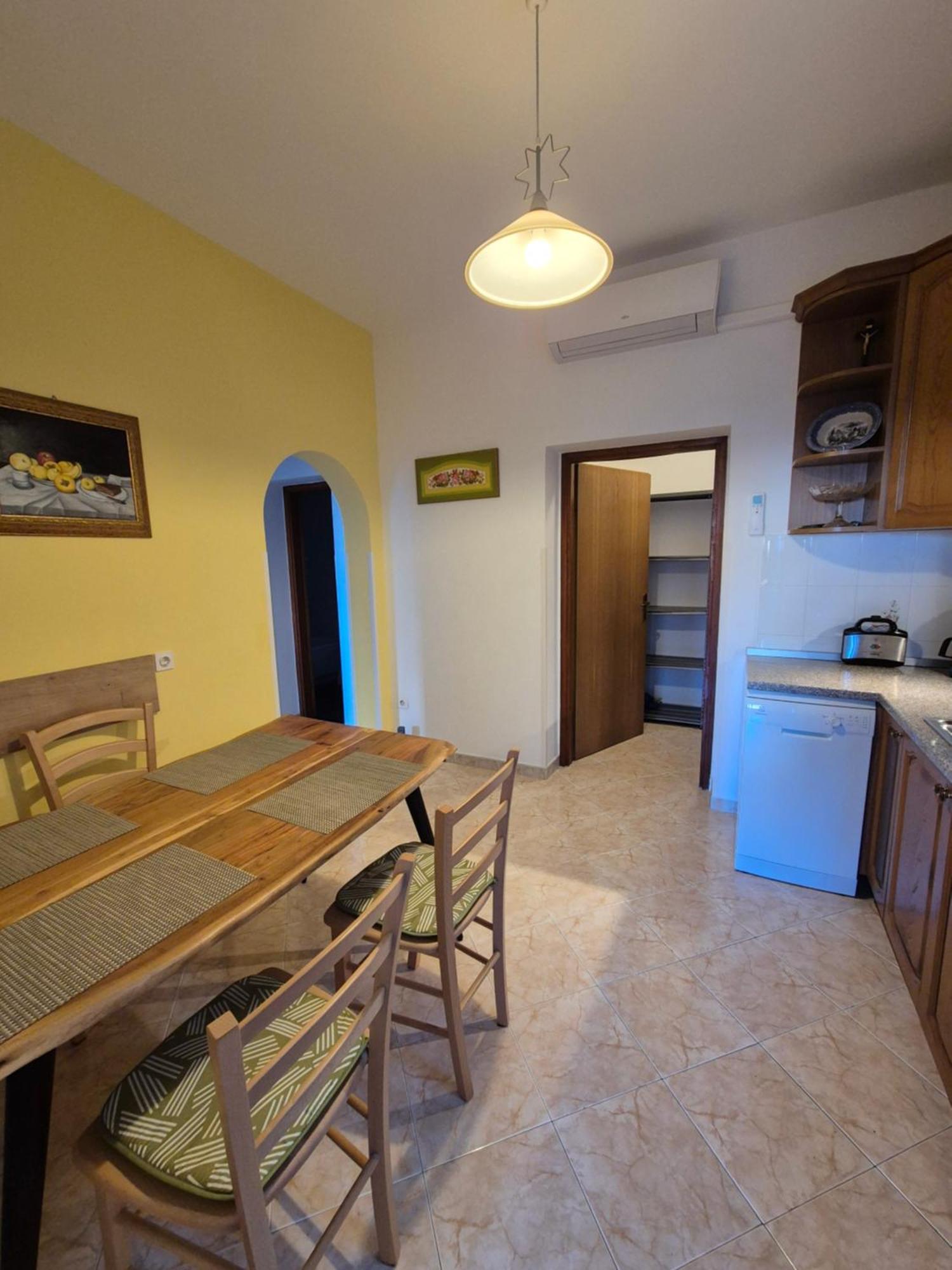 Apartments Katja Mali Lošinj Eksteriør bilde