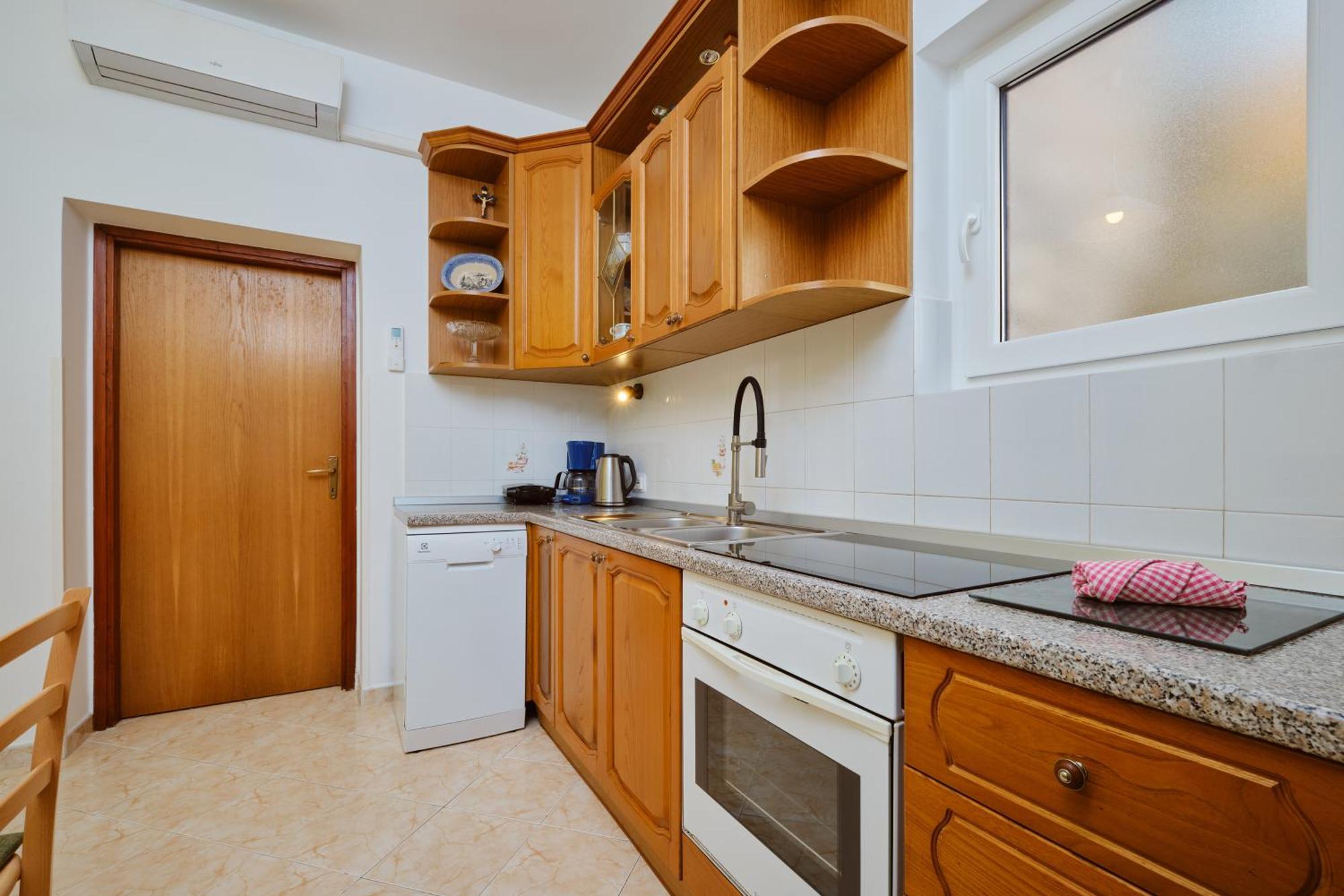 Apartments Katja Mali Lošinj Eksteriør bilde